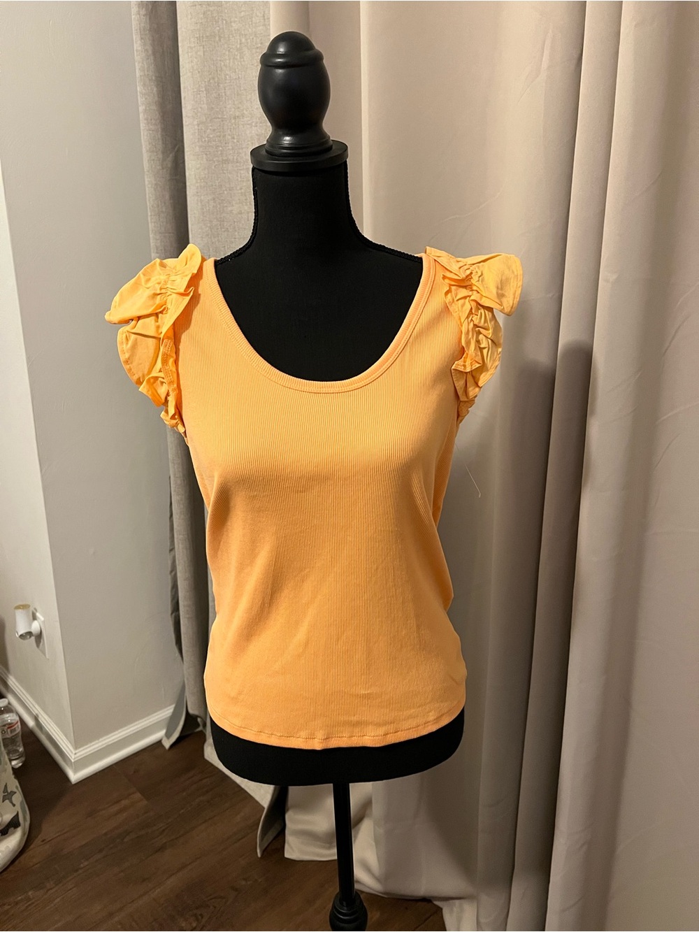 Old Navy Ruffle Sleeve Scoop Neck Tank
